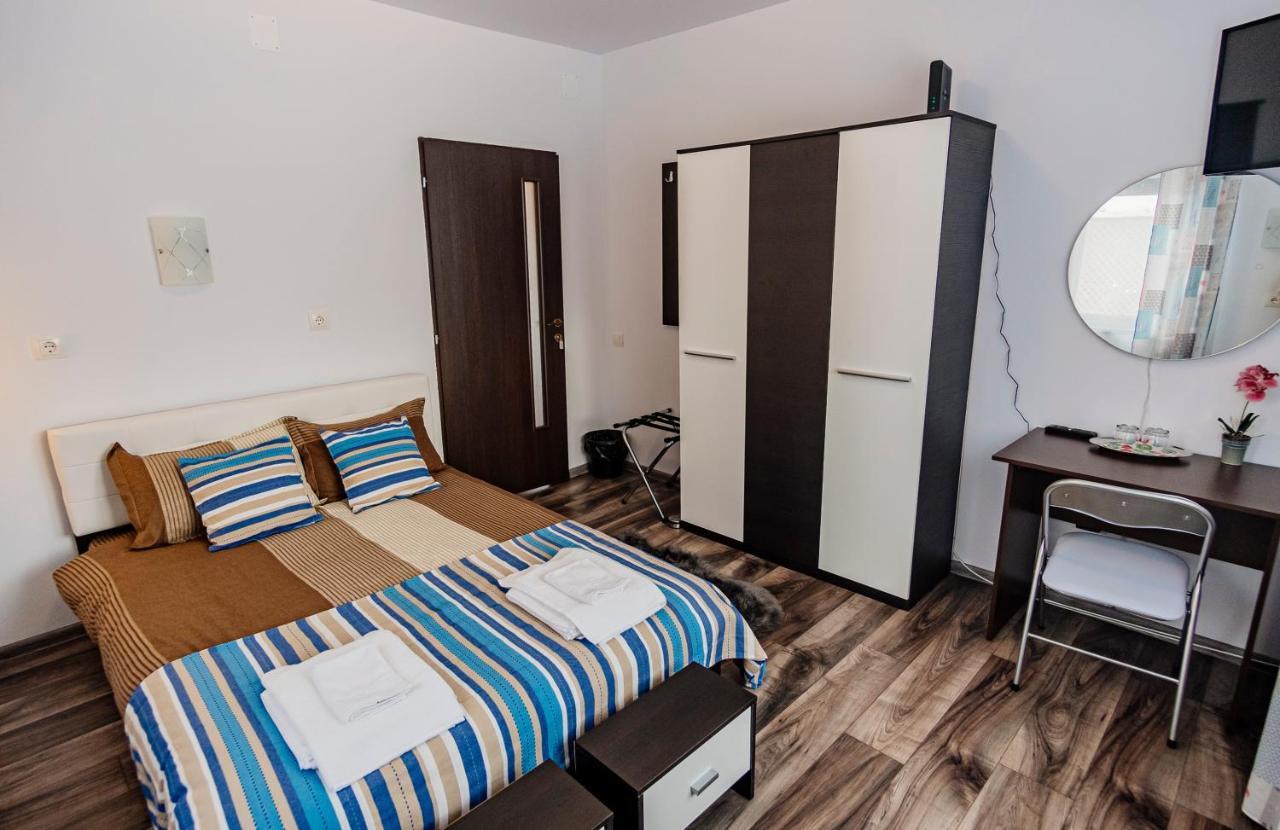 Casa Hugo Hotel Campulung Moldovenesc Ngoại thất bức ảnh