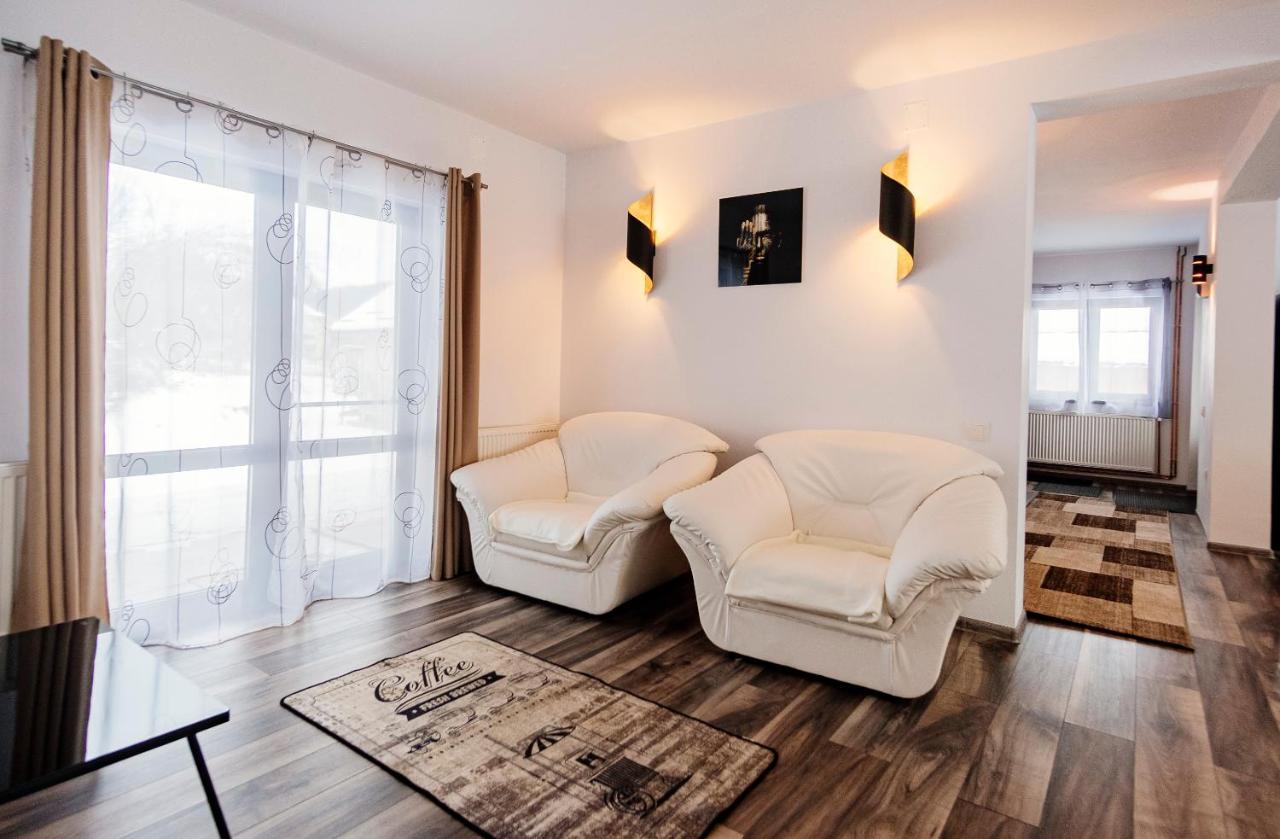 Casa Hugo Hotel Campulung Moldovenesc Ngoại thất bức ảnh